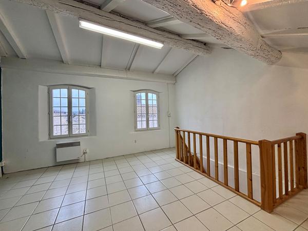 MOURIES - LOCAL COMMERCIAL 112 M²
