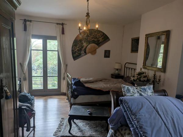 Propriété équestre idéale pour la vie de famille, 5 chambres, 5 ha, piscine