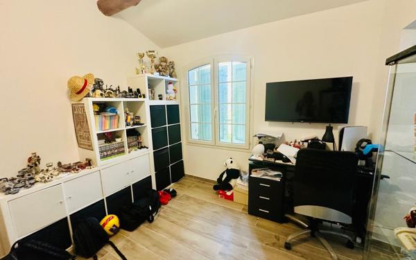 Maison à vendre    4 pièces • 132,83 m2 Solliès-Ville