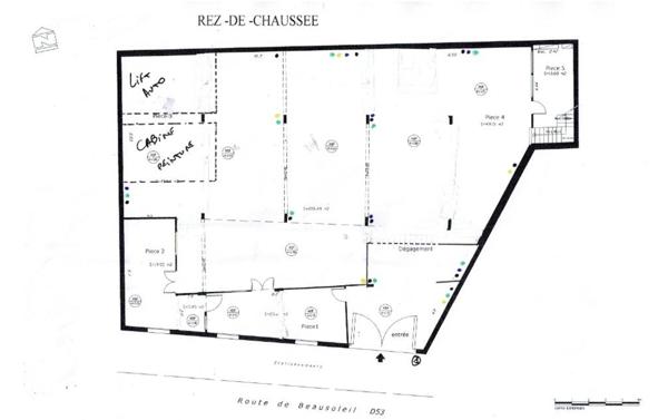 LOCAL COMMERCIAL & PLACES DE STATIONNEMENTS - LA TURBIE