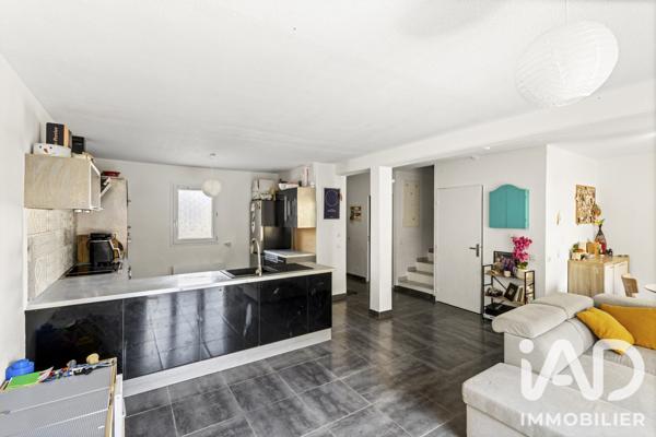 Maison à vendre 4 pièces 98,57 m² Saint-Maximin-la-Sainte-Baume