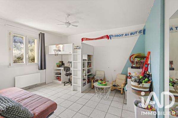 Maison à vendre 4 pièces 98,57 m² Saint-Maximin-la-Sainte-Baume
