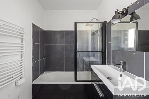 Maison à vendre 4 pièces 98,57 m² Saint-Maximin-la-Sainte-Baume