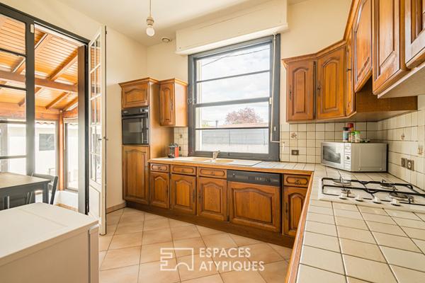 Maison esprit néo basque avec piscine et studio indépendant