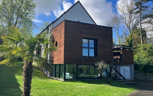 Maison à vendre    10 pièces •  Étiolles