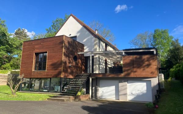 Maison à vendre    10 pièces •  Étiolles