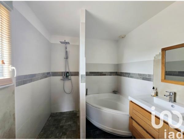 Maison à vendre 5 pièces 148 m² Saint-Philbert-de-Grand-Lieu