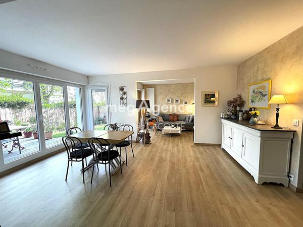 Appartement à PLAISIR, 78370 - 4 pièces 82m²