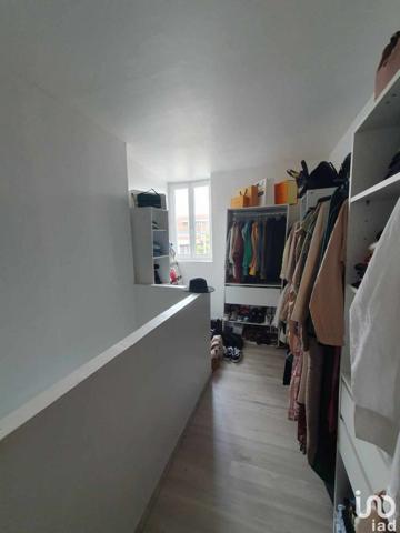 Maison 6 pièces de 161 m² à Aniche (59580)