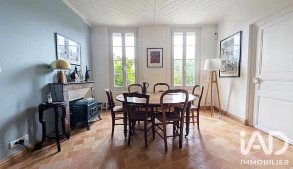 Maison à vendre 8 pièces 280 m² Saintes