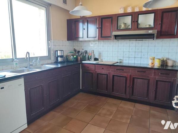 MAGNIFIQUE T5 EN DUPLEX A  PAS DE LA PLACE NAPOLEON