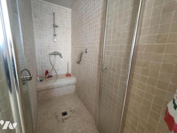 MAGNIFIQUE T5 EN DUPLEX A  PAS DE LA PLACE NAPOLEON