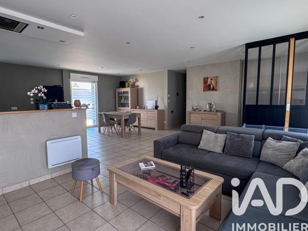 Maison à vendre 4 pièces 119 m² Saint-André-de-Cubzac