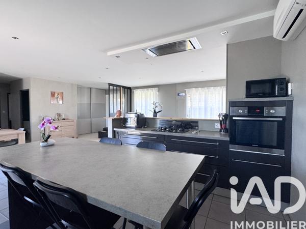 Maison à vendre 4 pièces 119 m² Saint-André-de-Cubzac