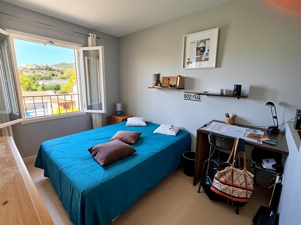 Maison à Villeneuve, 04180 - 6 pièces 143m²
