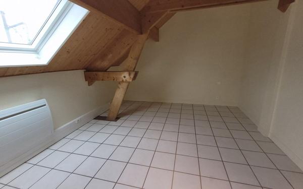 Appartement à louer    3 pièces • 57,61 m2 Dammarie-les-Lys