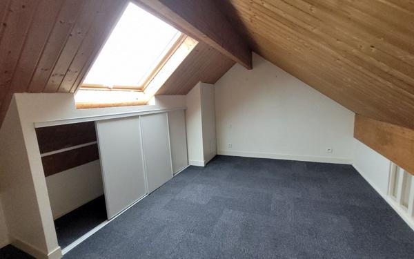 Appartement à louer    3 pièces • 57,61 m2 Dammarie-les-Lys