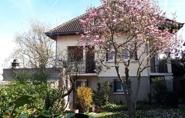 Maison de 5 chambres sur 3 niveaux