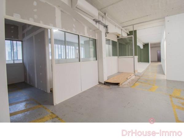 Loft / Atelier à louer 8 pièces de 1 141 m²