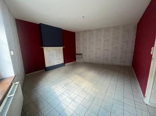 Maison à vendre 70 000 € Le Teilleul 4 p 97 m² DPE B