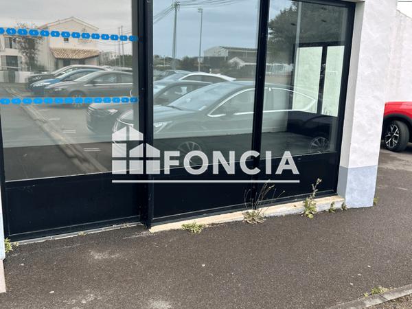 Location Local commercial 1 pièce 240 m² - 42 RUE DE LA PREE AUX DUCS Noirmoutier En L?ile 85330