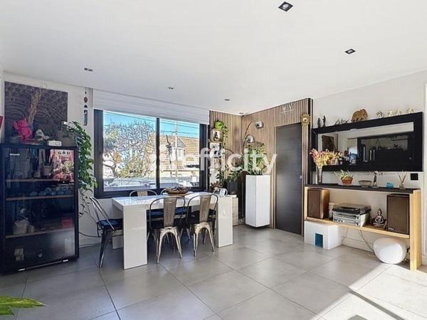 Maison 5 pièces - 115 m² Exclusivité efficity