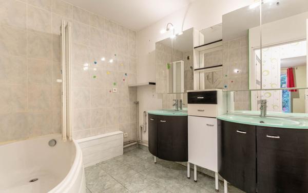 Appartement à vendre    4 pièces • 82,46 m2 Villefranche-sur-Saône