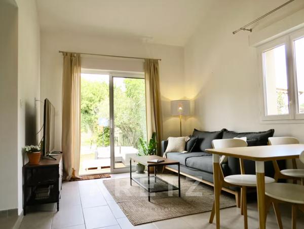 Propriété familiale dans un écrin de verdure avec vue spectaculaire sur la Méditerranée