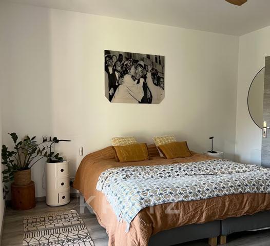 Propriété familiale dans un écrin de verdure avec vue spectaculaire sur la Méditerranée