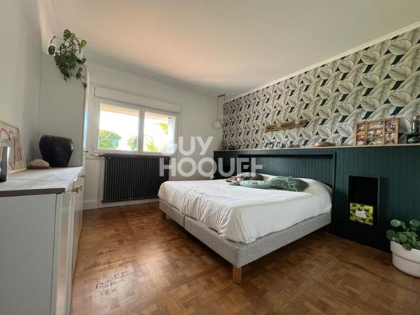 DOMPIERRE SUR MER : maison F6 (180 m²) à vendre