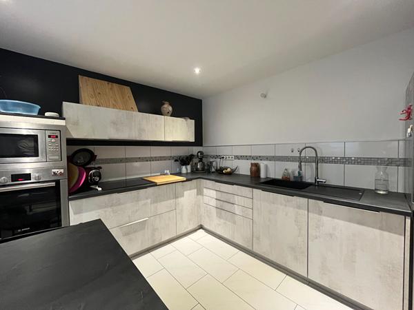 Maison - 6 pièces - 140 m²