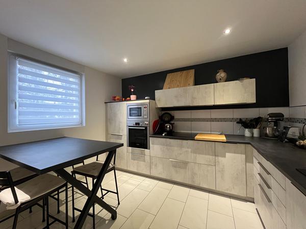 Maison - 6 pièces - 140 m²