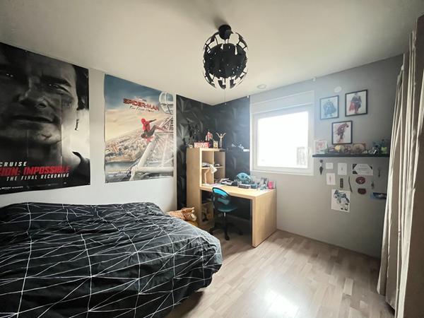 Maison - 6 pièces - 140 m²