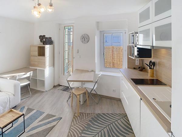 Appartement 3 pièces à Cholet dans l'hyper centre, proche de la place Travot