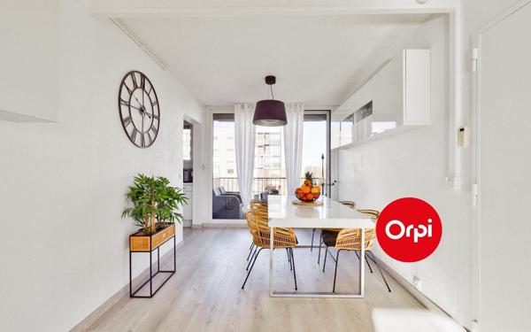 Appartement à vendre    5 pièces • 90,50 m2 Saint-Priest