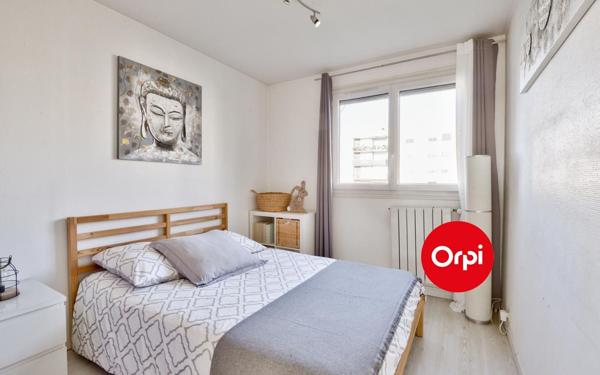 Appartement à vendre    5 pièces • 90,50 m2 Saint-Priest