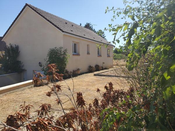 10 kms de Verneuil Pavillon trois chambres avec sous-sol