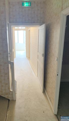 MATHA 17160 - Maison 3 pièces de 180 m² .