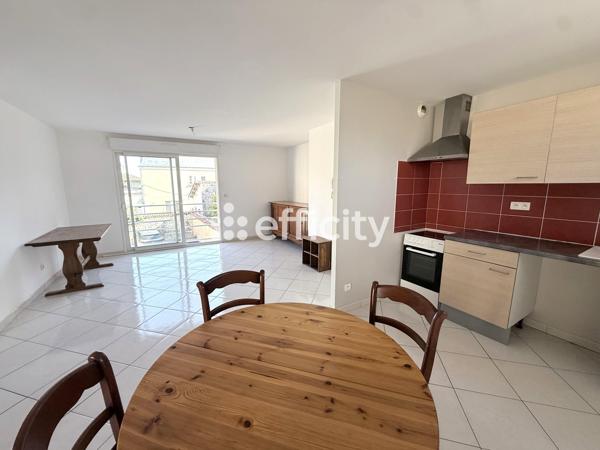 Appartement
         3 pièces
        - 69 m² Exclusivité 99 900 € *