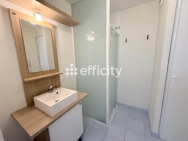 Appartement
         3 pièces
        - 69 m² Exclusivité 99 900 € *