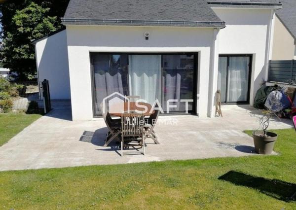 Maison contemporaine avec jardin sans vis-à-vis.