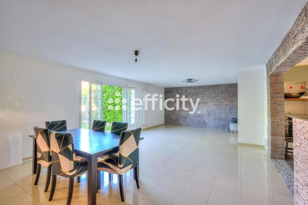 Maison 7 pièces - 240 m² Exclusivité efficity