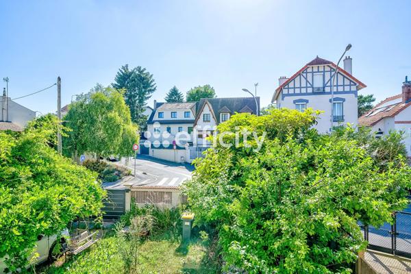 Maison 7 pièces - 240 m² Exclusivité efficity