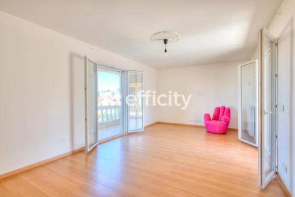 Maison 7 pièces - 240 m² Exclusivité efficity