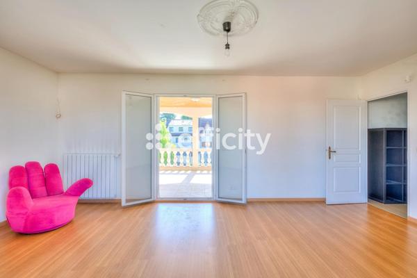 Maison 7 pièces - 240 m² Exclusivité efficity