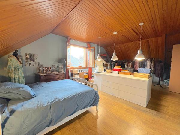 BOURRAN- Maison familiale avec appartement indépendant