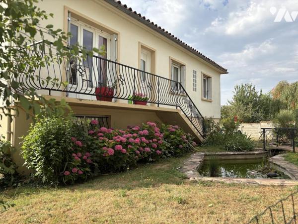 MAISON D'HABITATION AVEC BEAU TERRAIN PROCHE COMMERCES, ECOLES, LYCÉES ET CENTRE HOSPITALIER