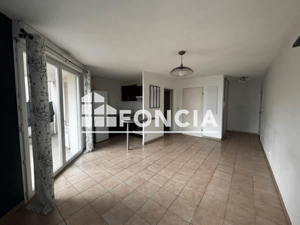 Location Appartement 2 pièces 47.9 m² - Agen 47000