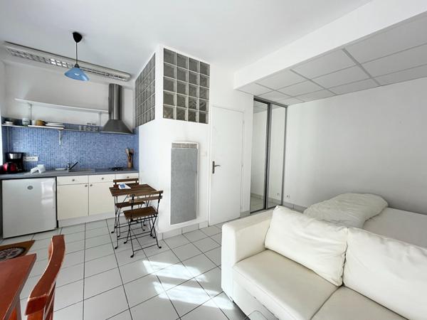 Charmant Studio avec piscine et parking Les Minimes,  
La rochelle 17000