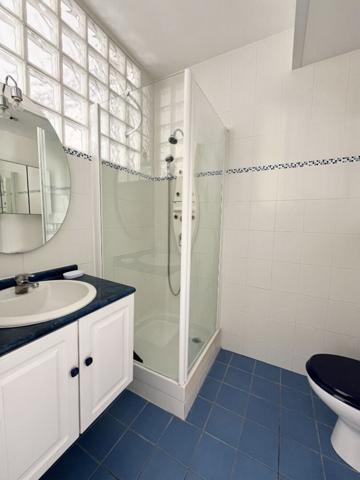 Charmant Studio avec piscine et parking Les Minimes,  
La rochelle 17000